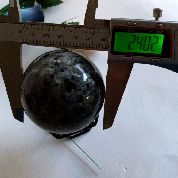 Yooperlite Crystal Sphere - Picture 9 of 11